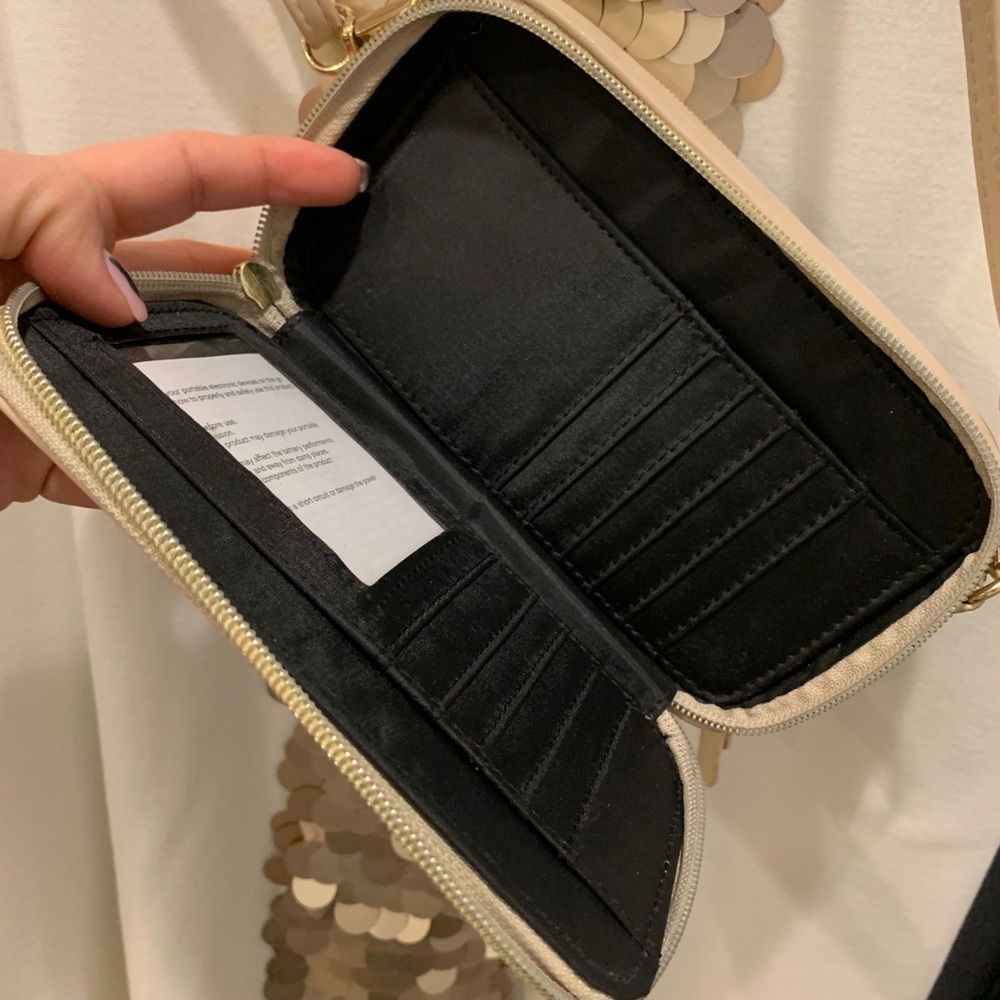 Bag - Picture 2 of 3